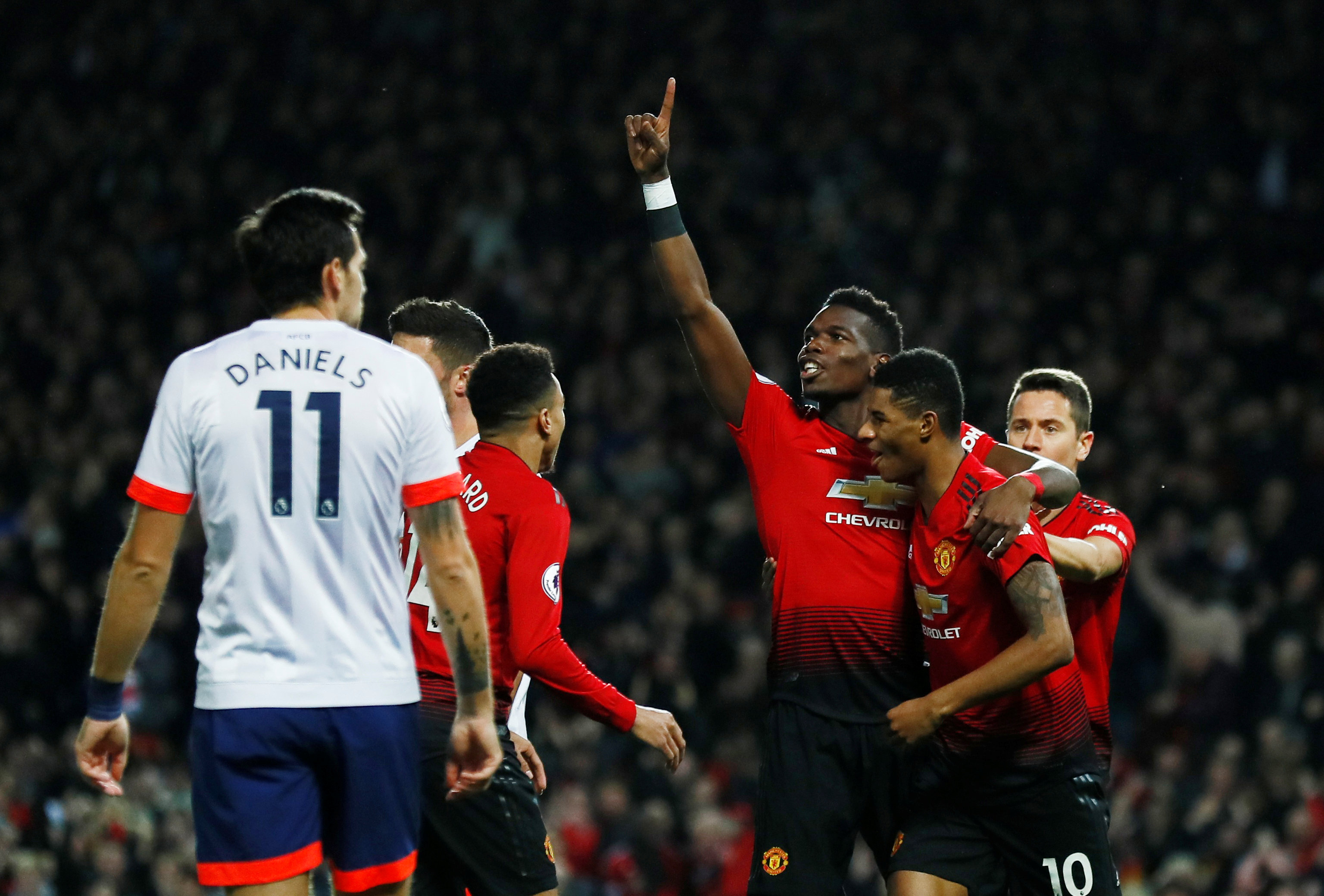 同时也向世 同时也向世