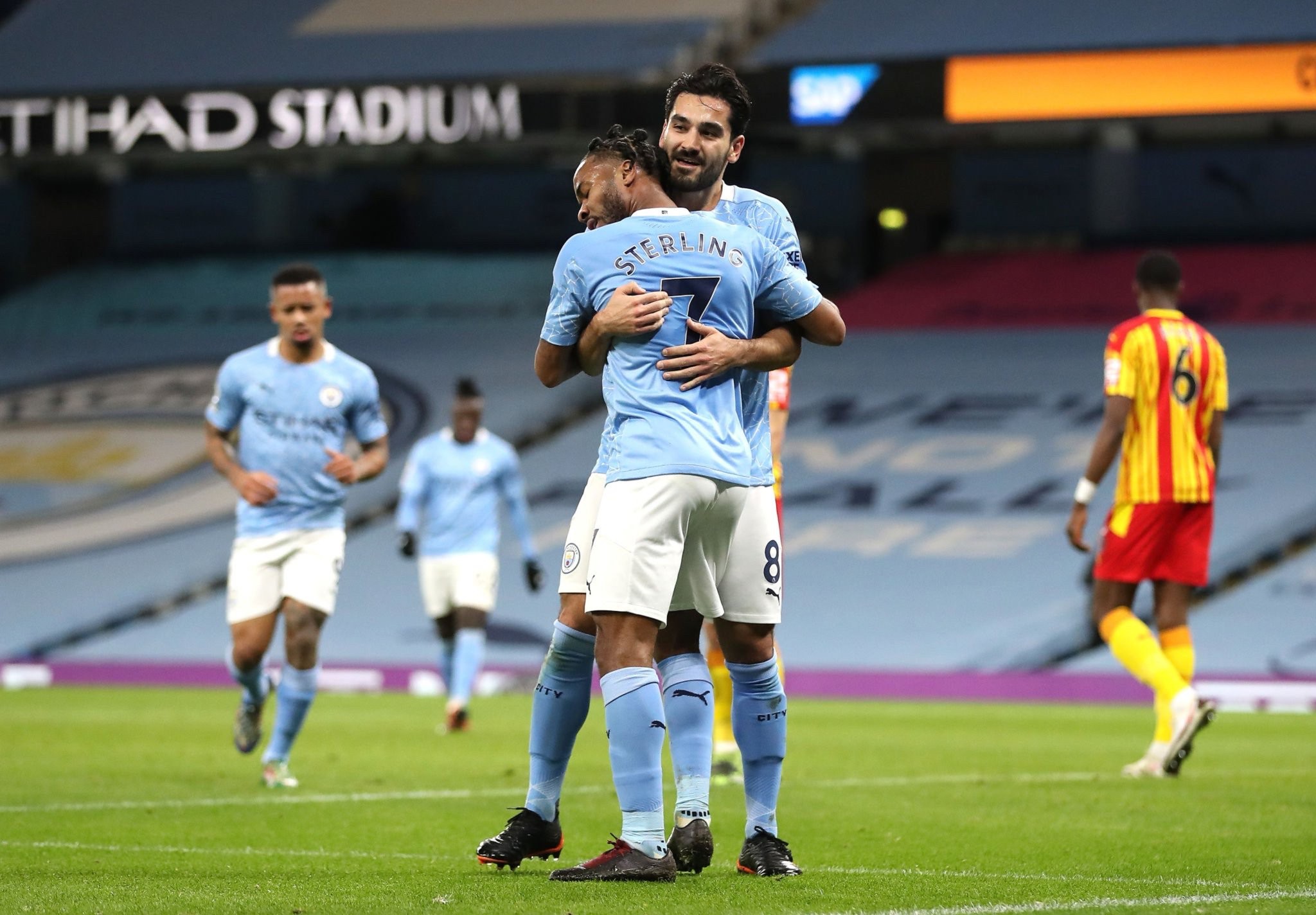 而体育活动 而体育活动